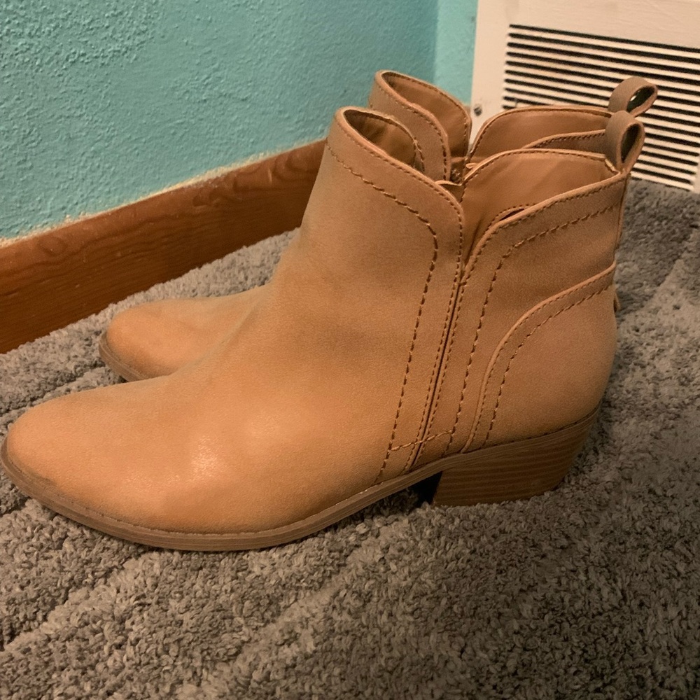 size 6 1/2 boots